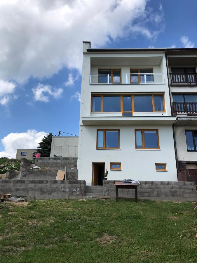 Soukromy Pokoj S Kuchyni A Koupelnou V Radovce Nove Mesto na Morave Buitenkant foto