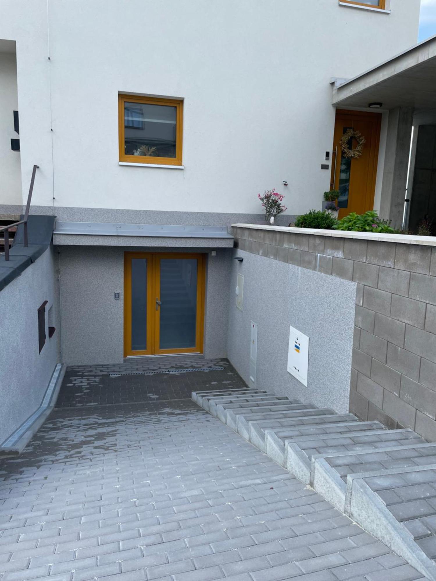 Soukromy Pokoj S Kuchyni A Koupelnou V Radovce Nove Mesto na Morave Buitenkant foto
